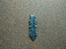 Load image into Gallery viewer, Silicone Mold for Acanthus style appliques, mold for clay, acanthus applique, molds for resin (Copy)