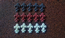 Load image into Gallery viewer, Silicone mold for mini Fleur De Lys appliques 5+5 , Fleur de lis Applique, Fleur de lys Mould, Molds for Clay, Molds For Resin, furniture moldings (Copy)