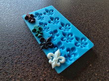 Load image into Gallery viewer, Silicone mold for mini Fleur De Lys appliques 5+5 , Fleur de lis Applique, Fleur de lys Mould, Molds for Clay, Molds For Resin, furniture moldings (Copy)