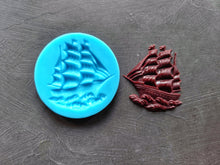 Load image into Gallery viewer, Small Sailboat Silicone Mold: Miniature Frigate Applique (6.3cm)
