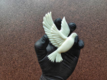 Load image into Gallery viewer, Pigeon Resin overlay: Furniture Applique, Bird embellishment (11cm)