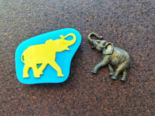 Load image into Gallery viewer, Silicone mold for casting a baby elephant 7x5cm, mold for chocolate, fondant, clay, resin, soap
