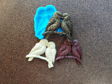 Load image into Gallery viewer, Silicone mold parrot birds on a branch : a pair of parrots on a branch for DIY crafts