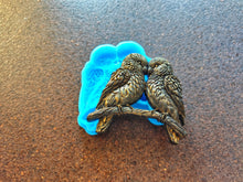 Load image into Gallery viewer, Silicone mold parrot birds on a branch : a pair of parrots on a branch for DIY crafts