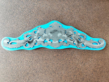 Load image into Gallery viewer, Silicone Mold for Furniture Pediment, 45 cm, Wood Grain Texture, DIY crafts
