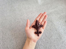 Load image into Gallery viewer, Silicone Fleur de Lis Mold, Vintage Heraldic Applique Casting Tool