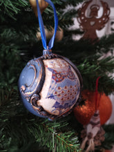 Load image into Gallery viewer, Resin Chic Appliques set (2 psc)