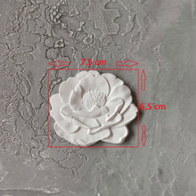 Load image into Gallery viewer, Flower Silicone Mould