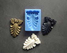 Load image into Gallery viewer, Silicone Mold The small Capital bracket