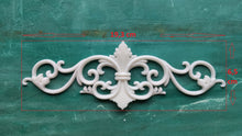 Load image into Gallery viewer, Furniture ornate central pediment 19cm long, furniture appliques, resin onlay, furniture upcycling