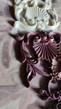 Load image into Gallery viewer, Silicone mold for vertical furniture pediment 4 1/2 x 7 1/2 inch (11.5x19cm) furniture embellishment appliques, mold for resin