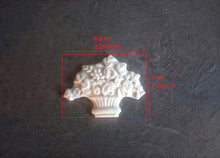 Load image into Gallery viewer, Flower bouquet resin applique 2,55 x 1,96 inch, furniture appliques, Flower resin cameo, dollhouse onlay, furniture onlays