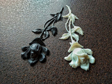 Load image into Gallery viewer, Chic Rose silicone mold , Wall Decor central applique silicon form Furniture Appliques roses molds