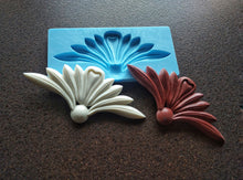 Load image into Gallery viewer, Silicon Mold for furniture decorative embellishment ,Wall pediment, Furniture Ornament, mold for clay, Furniture Appliques