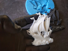 Load image into Gallery viewer, Sailboat silicone mold for applique , little frigatt onlay mold , polymer clay mold , boat molds , Furniture Appliques, sea decors