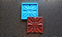 Load image into Gallery viewer, Mold for Square tile with texture 3,93 x 3,93 in (10x10cm) tiles mold, mold for concrete, mold for gypsum, mold for resin, mouldings