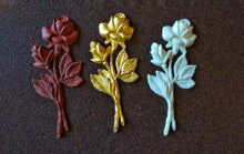 Load image into Gallery viewer, Flower roses resin moulding, golden flowers, furniture appliques, vintage onlays, flower wall pediments, roses onlay