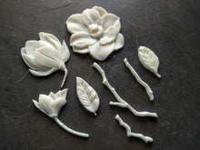Load image into Gallery viewer, Flowers set (8 pcs) Flower appliques / floral mouldings, furniture onlays

