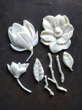 Load image into Gallery viewer, Flowers set (8 pcs) Flower appliques / floral mouldings, furniture onlays
