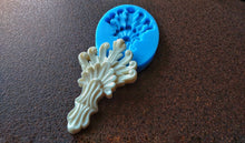 Load image into Gallery viewer, Silicone Mold for Ornate Furniture Embellishment : Vintage Upcycling (13.9cm)
