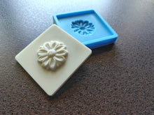 Load image into Gallery viewer, 3D Flower Silicone Mold for Square Tiles: Handmade upcycling

