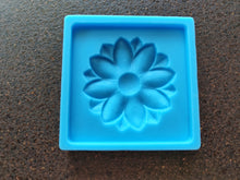 Load image into Gallery viewer, Silicone Mold with volumetric flower element,  DIY tiles for home art projects
