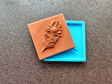 Load image into Gallery viewer, Feather Tile Silicone Mold: DIY Plaster Concrete Mould (9.8x9.8cm)

