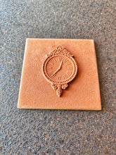 Load image into Gallery viewer, Silicone Mold for square tile with volumetric Vintage Watch element : Concrete, Cement, Resin
