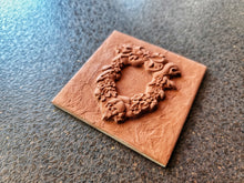 Load image into Gallery viewer, Silicone Mold for square tile with Christmas Wreath volumetric element, Concrete/resin/clay molds
