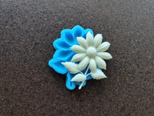 Load image into Gallery viewer, Silicone mold for flower castings, fondant, chocolate, clay, resin, plaster, soap
