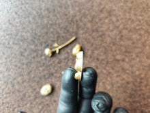 Load image into Gallery viewer, Silicone mold with a hummingbird and plants, mold for chocolate, fondant, clay, resin
