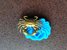 Load image into Gallery viewer, Crab Silicone Mold || sea creatures. Mold for fondant, resin, clay
