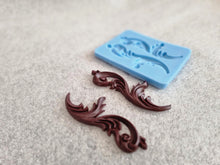 Load image into Gallery viewer, Silicone Mold of Leaf Scrolls, Furniture Appliques, Clay/resin/fondant/chocolate mold
