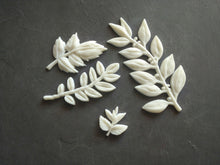 Load image into Gallery viewer, Leafs Appliques Set 4 pcs , Flower onlay, furniture makeover, leaves mouldings
