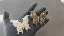 Load and play video in Gallery viewer, Butterfly resin Applique, volumetric overlays for furniture and hand decoration 1 pcs
