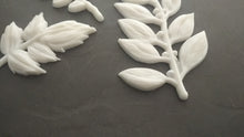 Load and play video in Gallery viewer, Leafs Appliques Set 4 pcs , Flower onlay, furniture makeover, leaves mouldings
