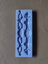 Load image into Gallery viewer, Silicone molds for central furniture embellishments 17.5 cm long
