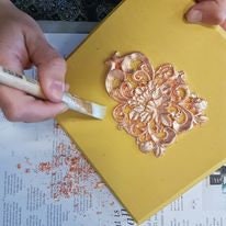 Load image into Gallery viewer, Resin flower bouquet applique, furniture appliques, flower mouldings, decorative elements,
