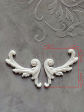 Load image into Gallery viewer, Decorative resin mouldings (2pcs) , furniture appliques, furniture moldings, ornate decor, dollhouse onlays
