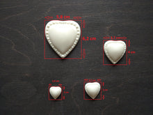 Load image into Gallery viewer, Vintage Hearts Set (4pcs) , heart Appliques ,  Furniture Moulding ,Furniture Appliques , scrapbooking , heart molding, heart mold
