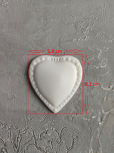 Load image into Gallery viewer, Silicone Tiles Mold Heart , Silicone Forms, Silicone Moulds, Mold For Appliques, Hearts Applique
