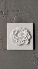 Load image into Gallery viewer, Silicone Mold Flower, Silicone Forms, Silicone Moulds, Mold For Appliques, molds for clay, mold for resin
