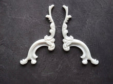 Load image into Gallery viewer, Resin furniture embellishment mouldings Set (2psc) for furniture upcycling, scrapbooking onlays, furniture appliques
