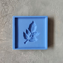 Load image into Gallery viewer, Tile with leaf silicone mold for kitchen backsplash, cabinets, hand painted tiles, mold for resin, mold for concrete, mold for cement
