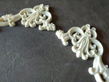 Load image into Gallery viewer, Furniture Corners set (1left+1right) // Ornament Appliques // Furniture Moulding // Corners // Furniture Decor // Onlays
