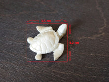 Load image into Gallery viewer, Turtle resin figurine 1.37 x  1.25 inch , Furniture applique, animal resin castings, aquarium decor, sea creatures, turlte onlay
