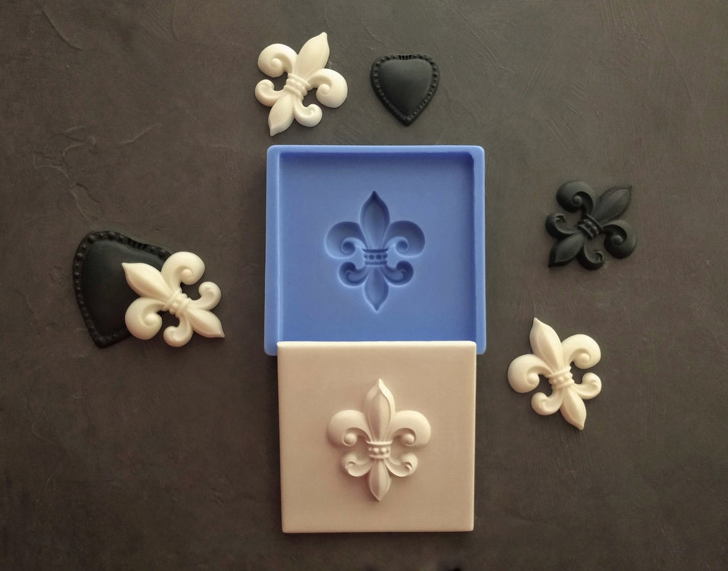 Fleur de Lis square mold for tiles, Silicone mold, Heraldic lily decor, fleur de lis Applique , backsplash tile