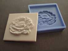 Load image into Gallery viewer, Silicone Tiles Mold Flower , Silicone Forms, Silicone Moulds, Mold For Appliques, Flower Applique , Mold tile , tile onlay , flower mold

