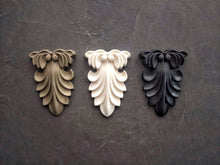 Load image into Gallery viewer, Silicone mold for acanthus moulding, molds for clay, molds for resin, furniture appliques, DIY supplies
