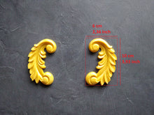 Load image into Gallery viewer, Silicone mould leafs pair , mold for clay, mold for resin, wood texture elements, furniture appliques, concrete molds
